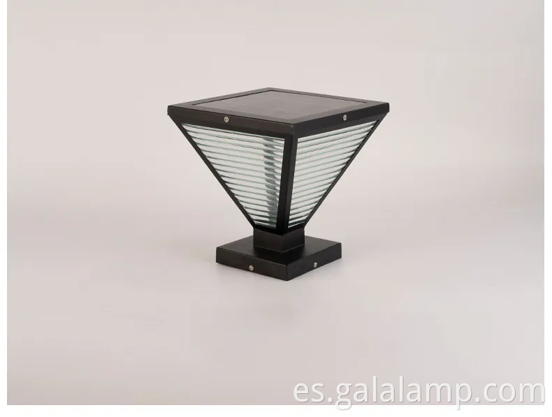 Modernas luces de columna solar al aire libre para patios y pasarelas